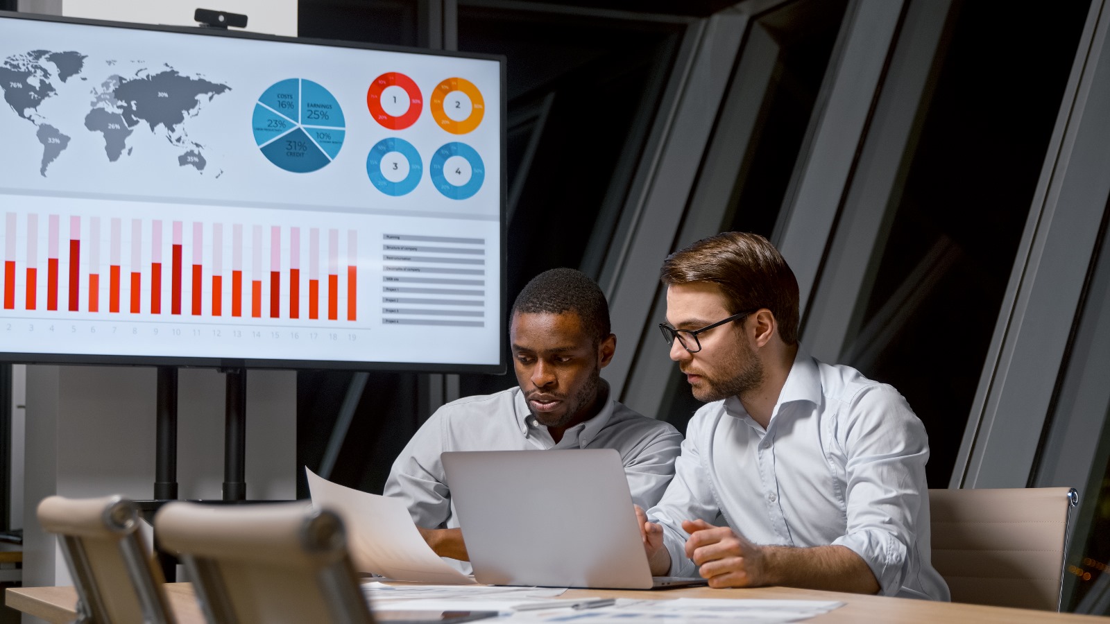 Analytics and Reporting Image